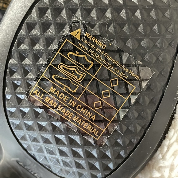 AEROSOLES NEW Pillow Soft Maged Black Gold Logo Comfort Pumps Women’s Size 10 - Picture 10 of 10